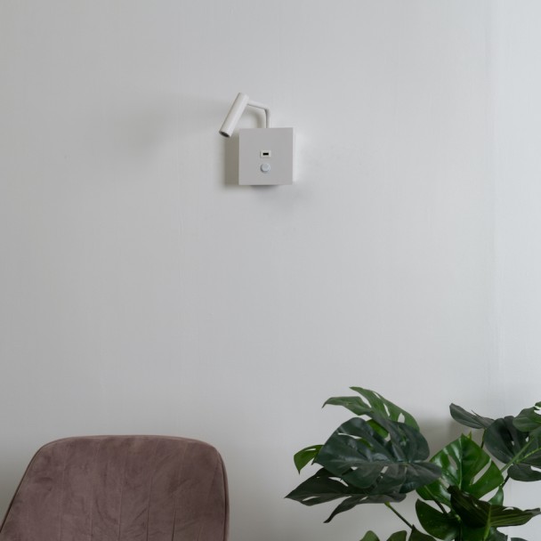 Praktische und moderne LED-Leselampe und...