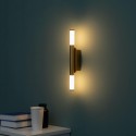 Kleine, dezente Wandleuchte in Gold