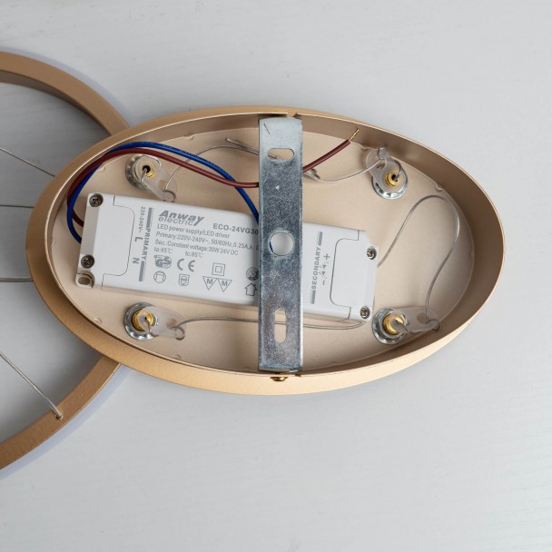 Goldene LED-Pendelleuchte Endlosschleife