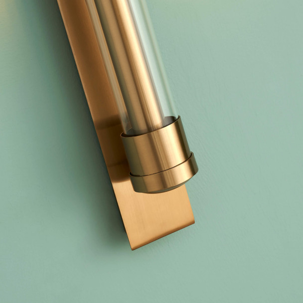 Goldene Wandleuchte
