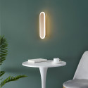 Goldene Design-Wandleuchte