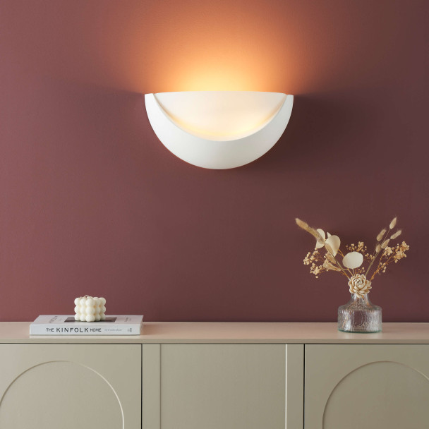 Weiße LED-Wandleuchte gemütliches Interieur - Gillian