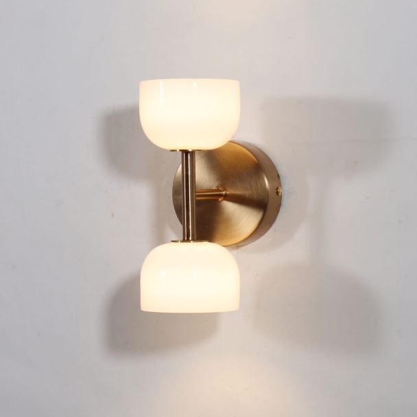 Schlichte goldene wandleuchte ideal für schlafzimmer oder eingangsbereich - Nysséa