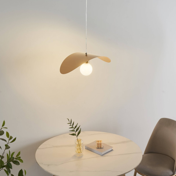 Goldene pendelleuchte elegante biegung - Piuma