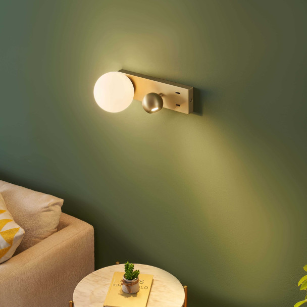 Goldene Design-Wandleuchte - Avelysa