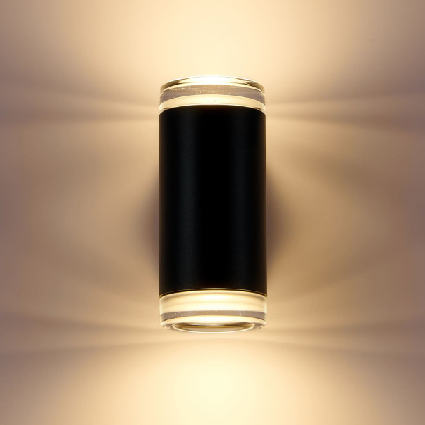 Schwarze Designer-Außenwandleuchte mit...