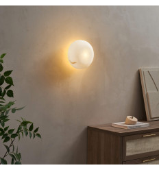 Trendige Wandleuchte oder Spot aus natürlichem Alabaster...