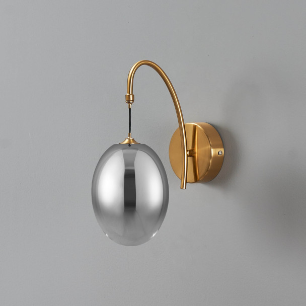 Goldene bogenförmige LED-Wandleuchte mit...