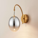 Goldene bogenförmige LED-Wandleuchte mit hängender ovaler Kugel - Nuvéo