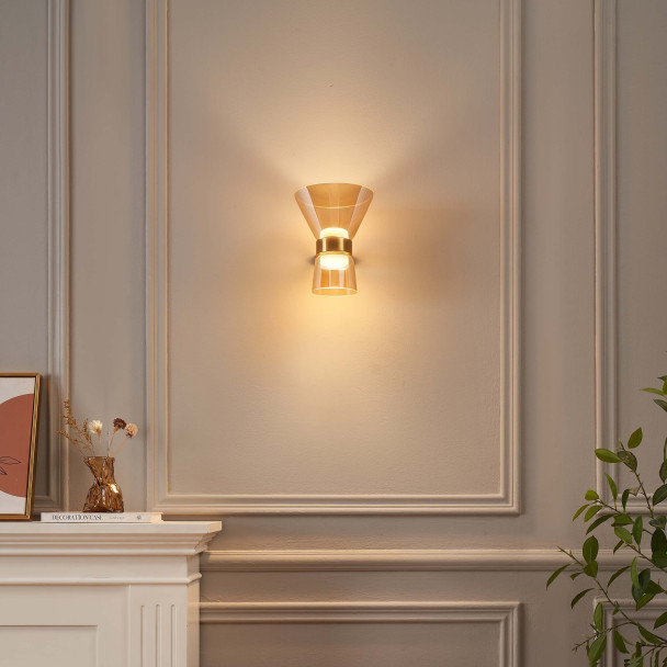 Goldene Design-LED-Wandleuchte aus...