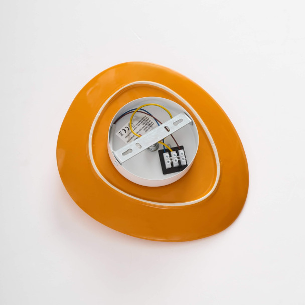 Moderne Wandleuchte aus orangefarbener Keramik...