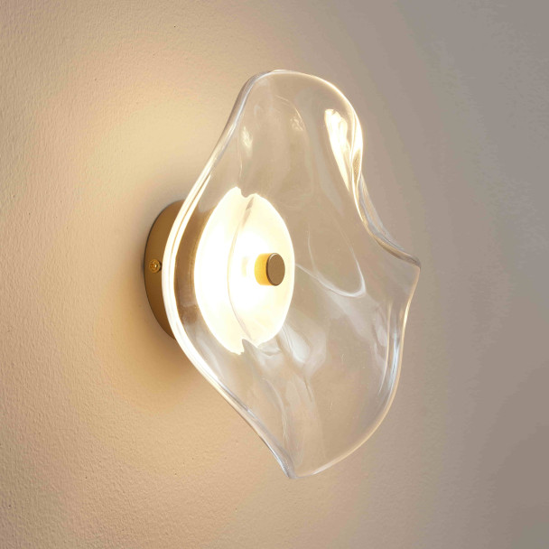 Transparente Wandleuchte mit Design-Glas und...